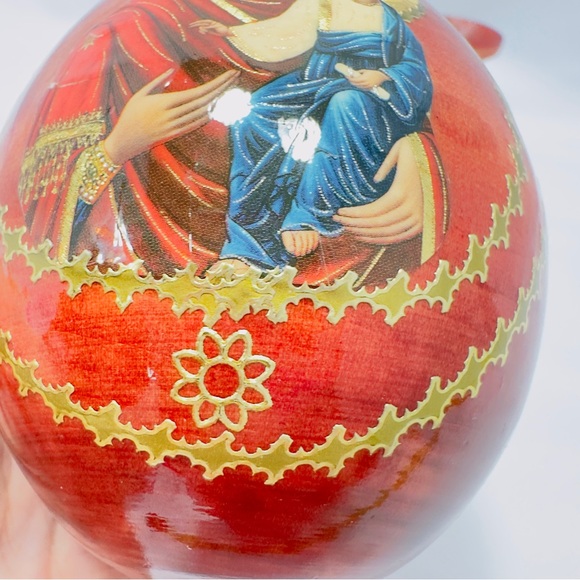 Russian Orthodox Religious Icon Red Gold Tone Decorative Egg Madonna and Child - Picture 8 of 16